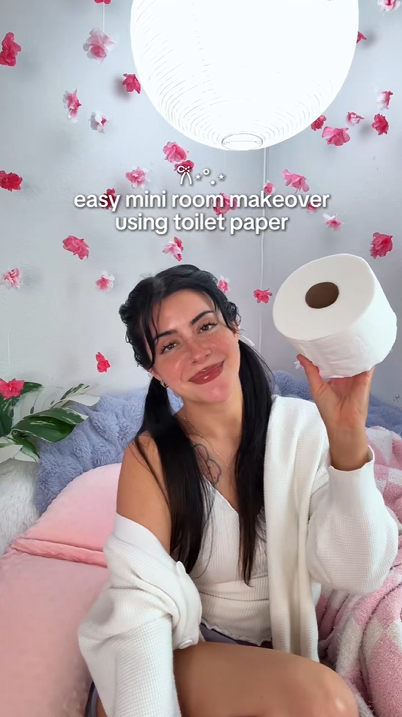 How DIY paper flowers transform a mini room