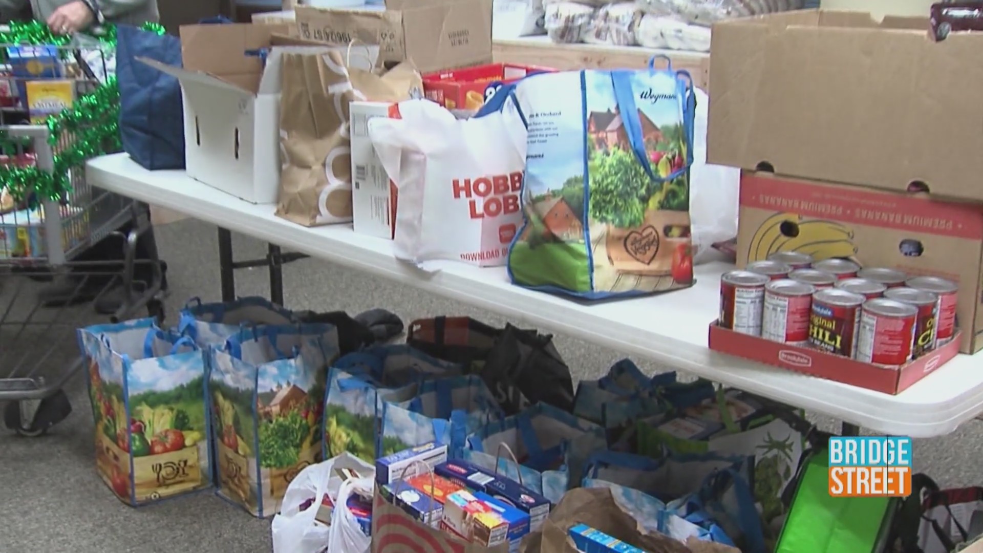 Fall food drive at Franklin Square Post Office