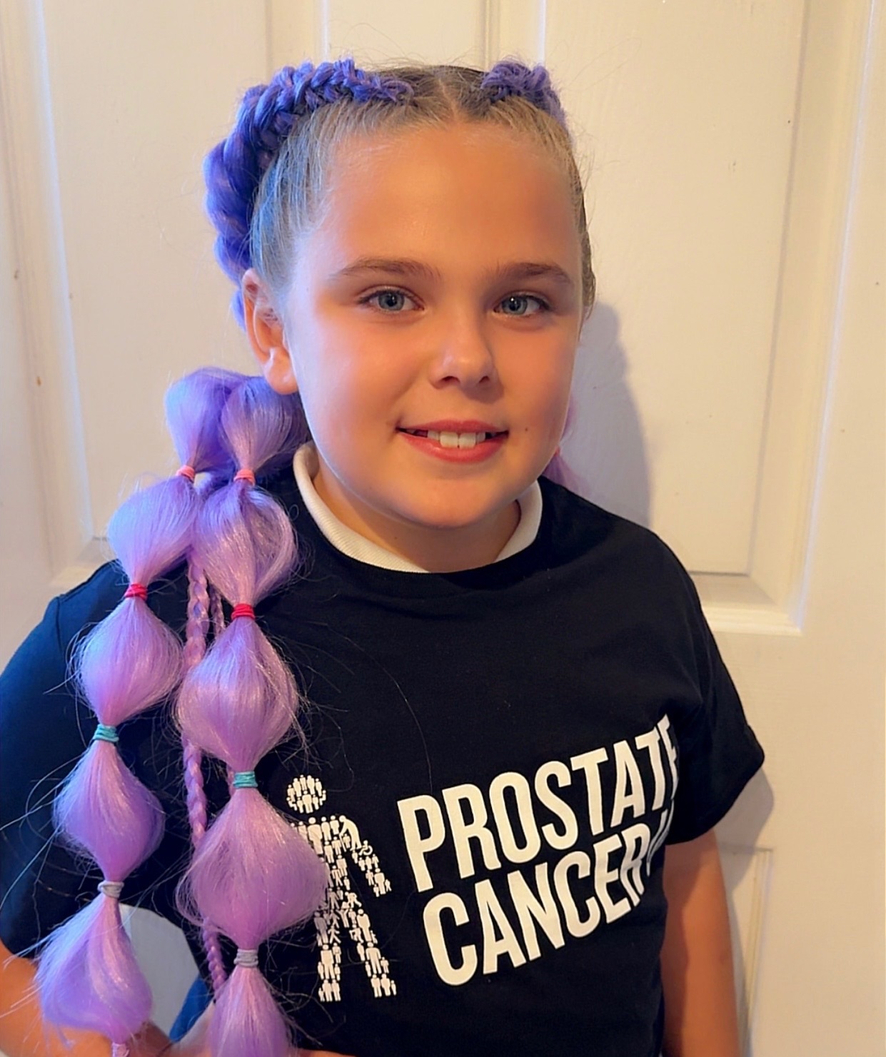 Young Leeds United fan takes on Prostate United challenge for her grandad