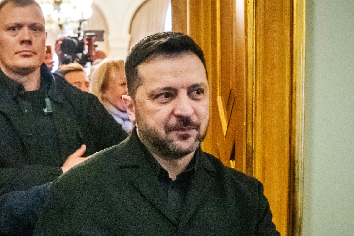 Ukraine live: Putin believes his goals are in reach, Zelensky warns