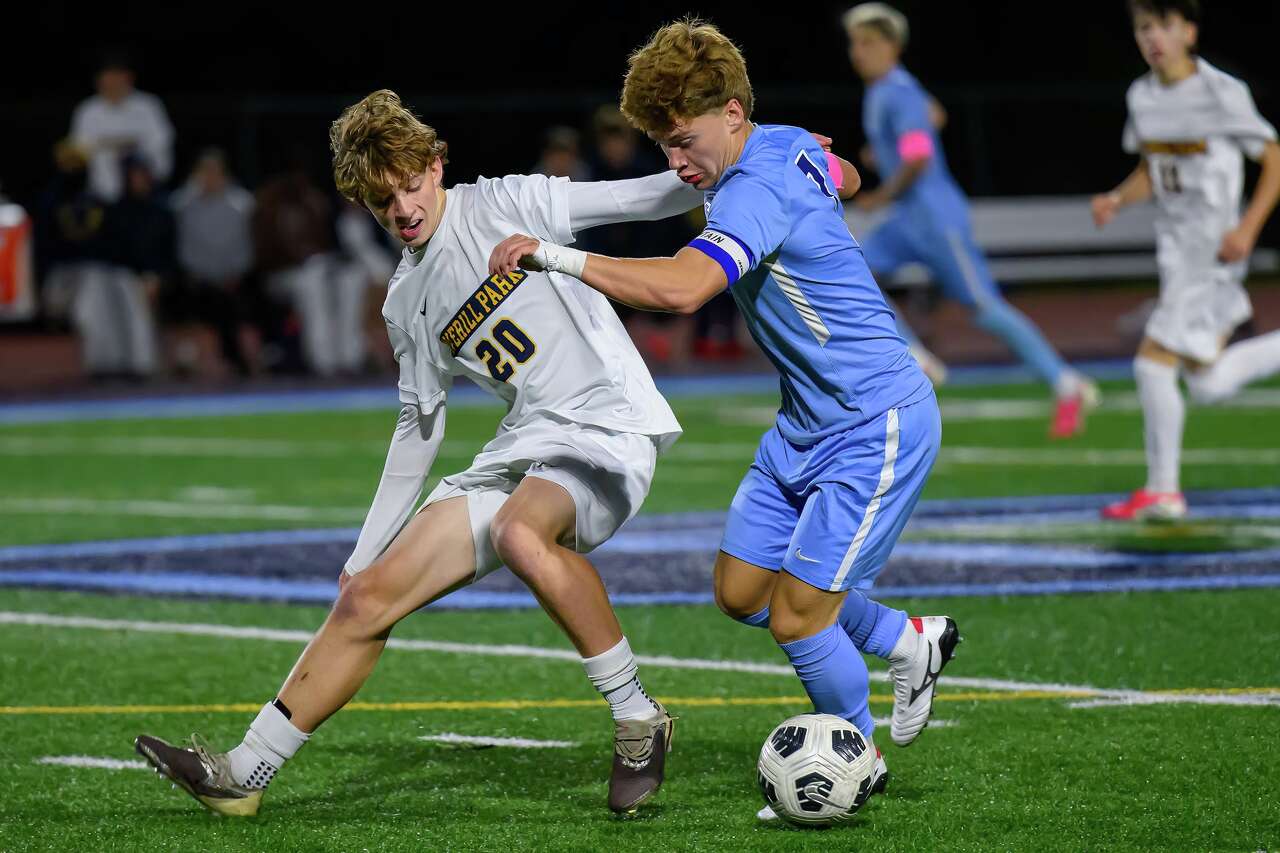 Section 2 soccer playoffs: Scores, highlights from Monday's games