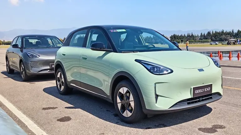 Geely EX2 celebra un millón de unidades producidas