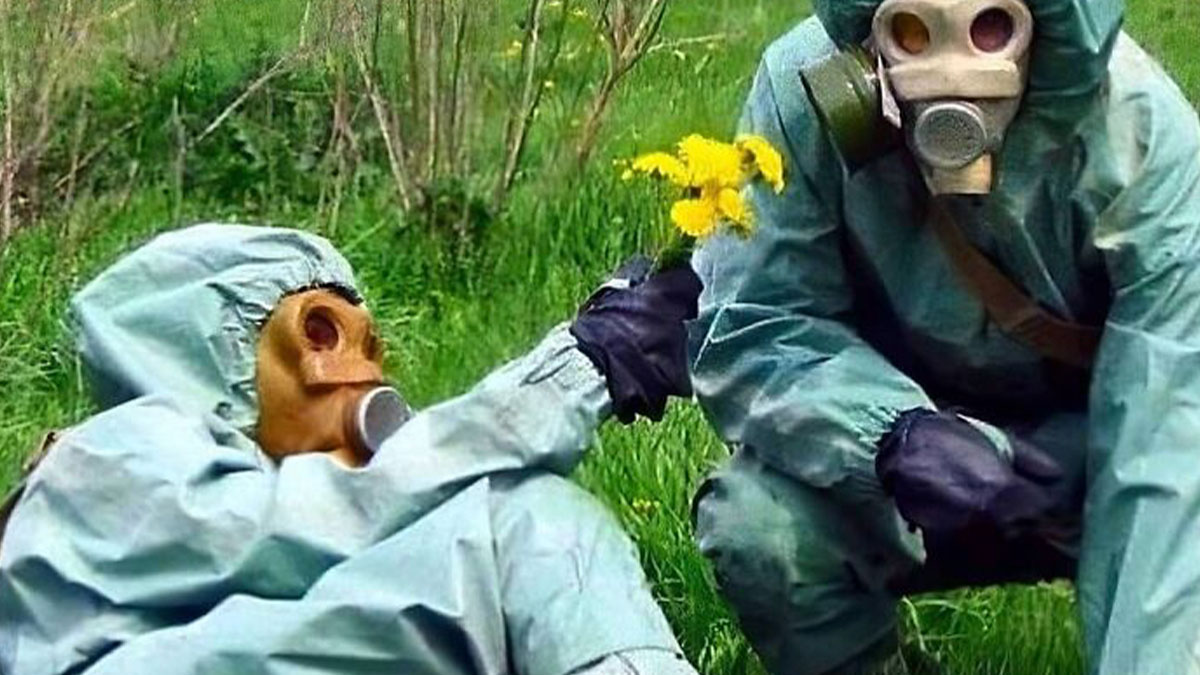 Context missing: 37 pictures that leave more questions than answers