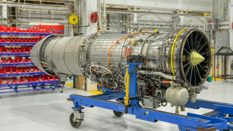 GE Aerospace to deliver 3,200-plus engines over next decade, says ...