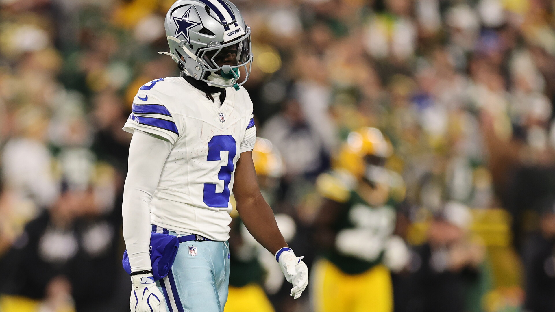 George Pickens limited in Thursday's practice with shoulder injury
