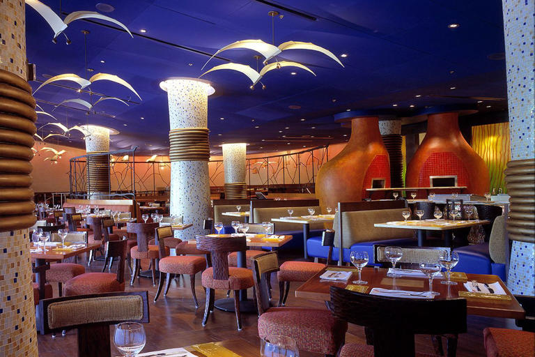 I’ve eaten at nearly every Disney World restaurant—these are the ones ...