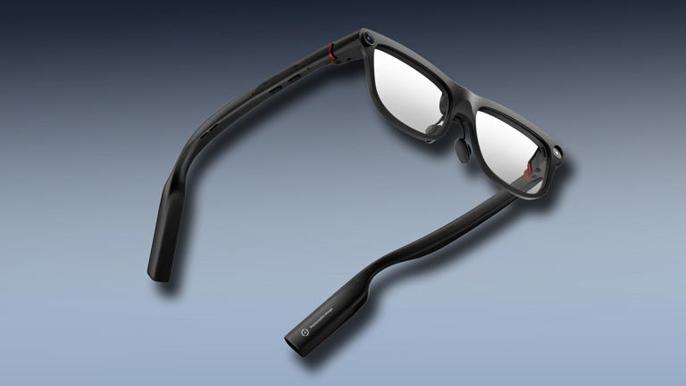 These new smart glasses with a display solve the camera issue in simple ...