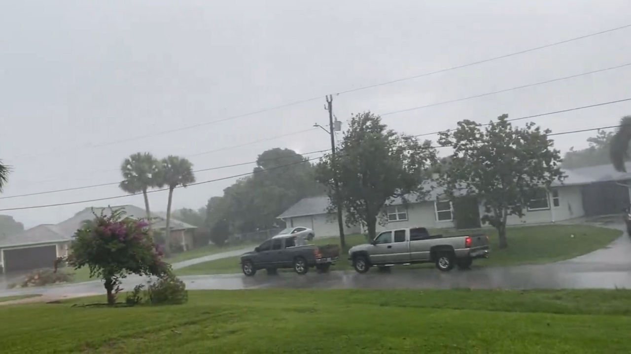 Severe weather impacts visibility in Saint Lucie, Florida