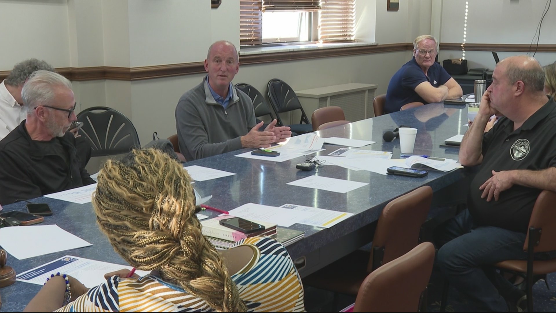 City leaders discuss steep rate increases for sewage treatment