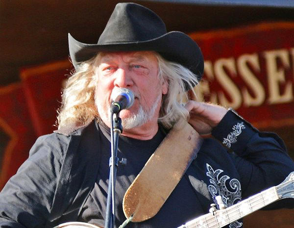 John Anderson, Country Music Hall of Fame singer, dies at 71