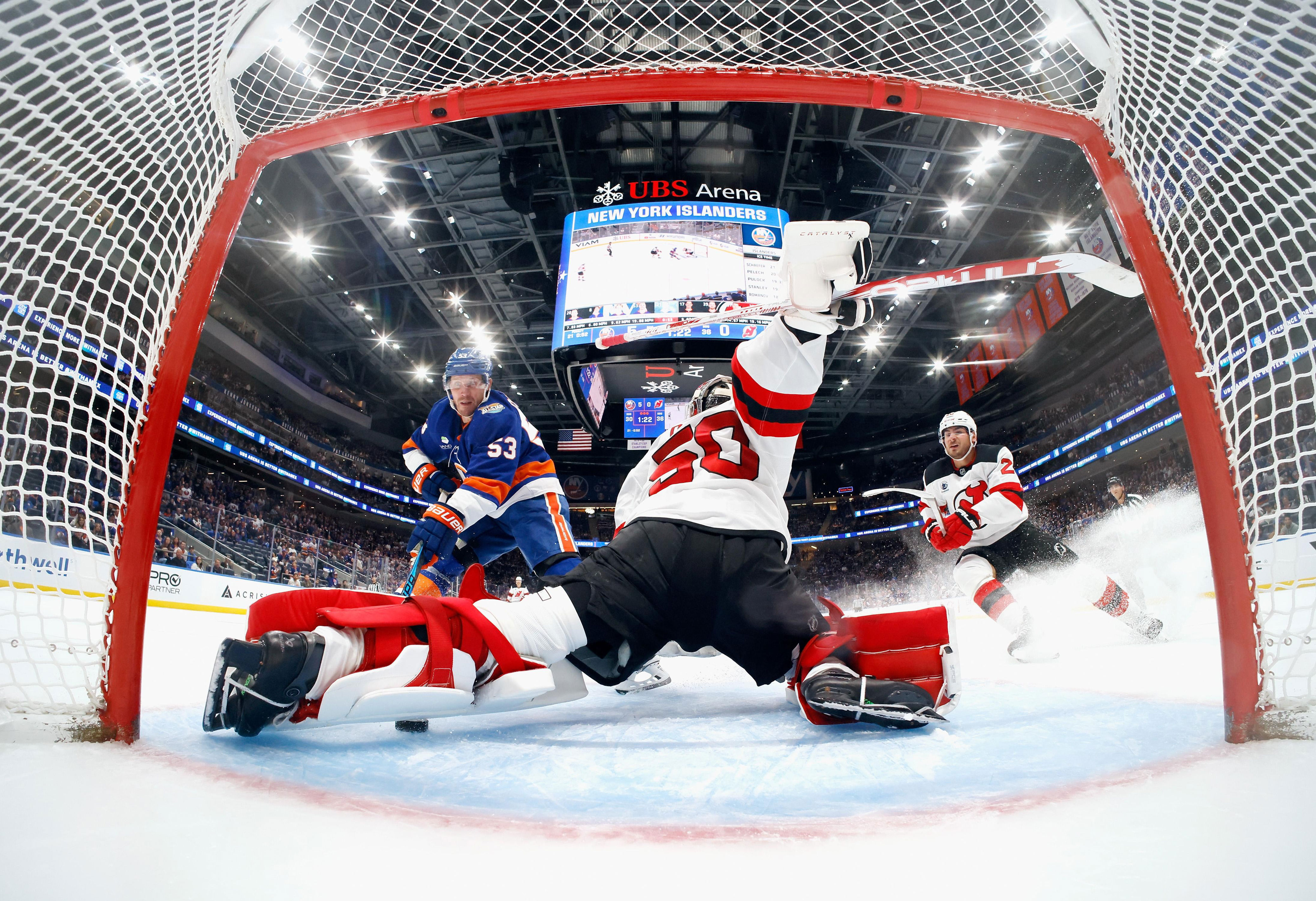 When does the Nico Daws experiment end for the New Jersey Devils?