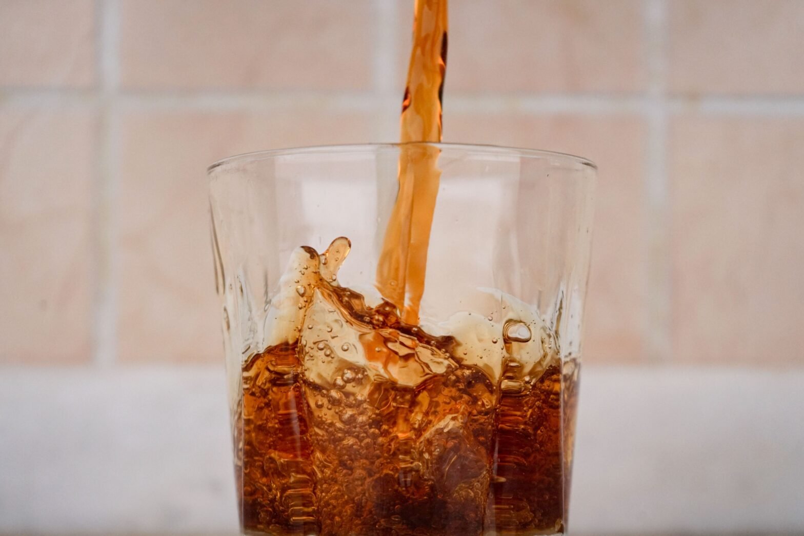 Can diet soda actually outperform water for weight loss? Here’s what ...