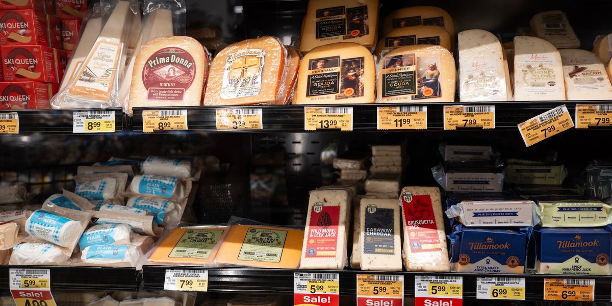 8 people hospitalized in E coli outbreak linked to raw milk cheese—here ...