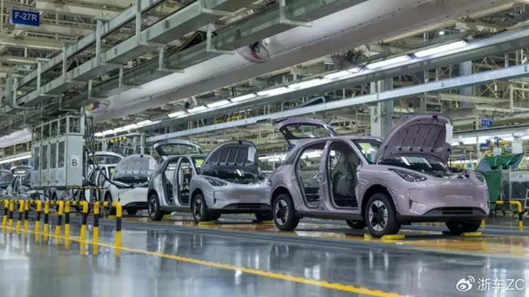 Geely EX2 celebra un millón de unidades producidas