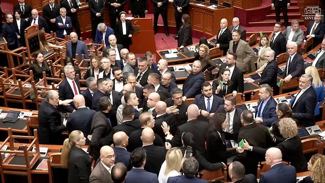 Fight breaks out in Albanian parliament over student protests