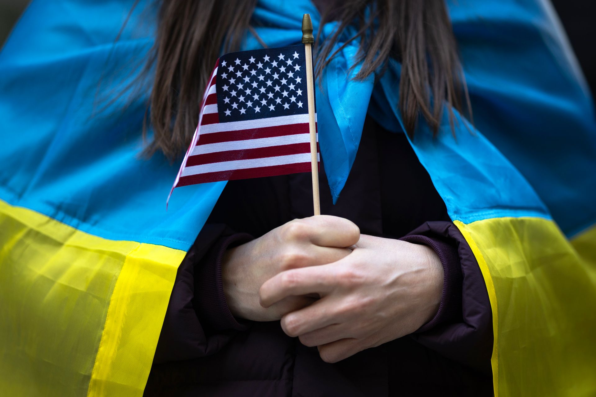 In war between Russia and Ukraine, United States is first to surrender ...