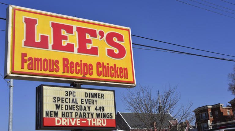 Not Popeyes or KFC: The fried chicken chain Reddit says has them beat