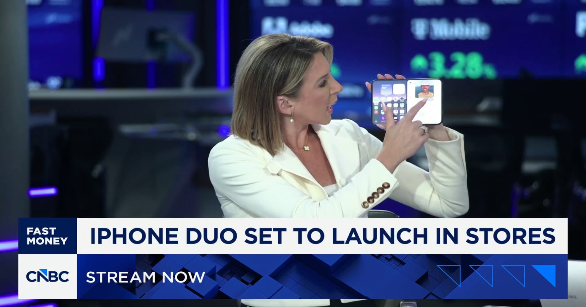 iPhone duo set to launch in stores