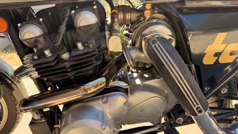 This rare inline-four Kawasaki Z1R-TC turbo makes modern superbikes ...