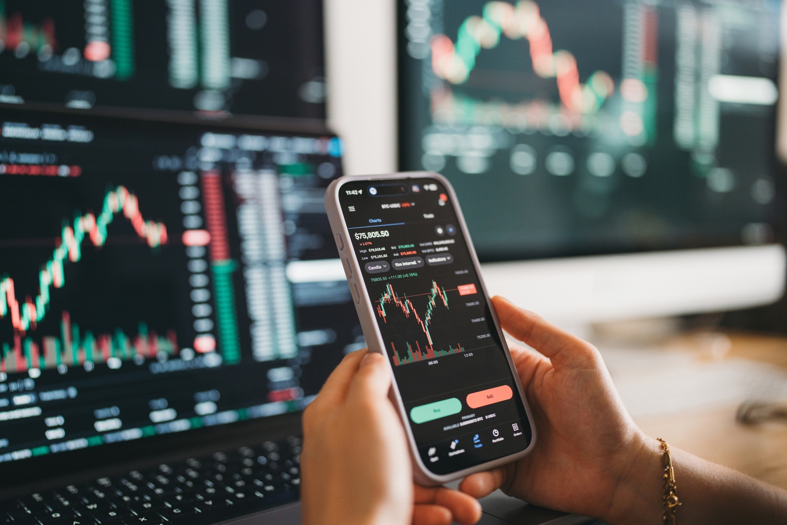 Investors should not own bonds for the next 10 years – Palantir co ...