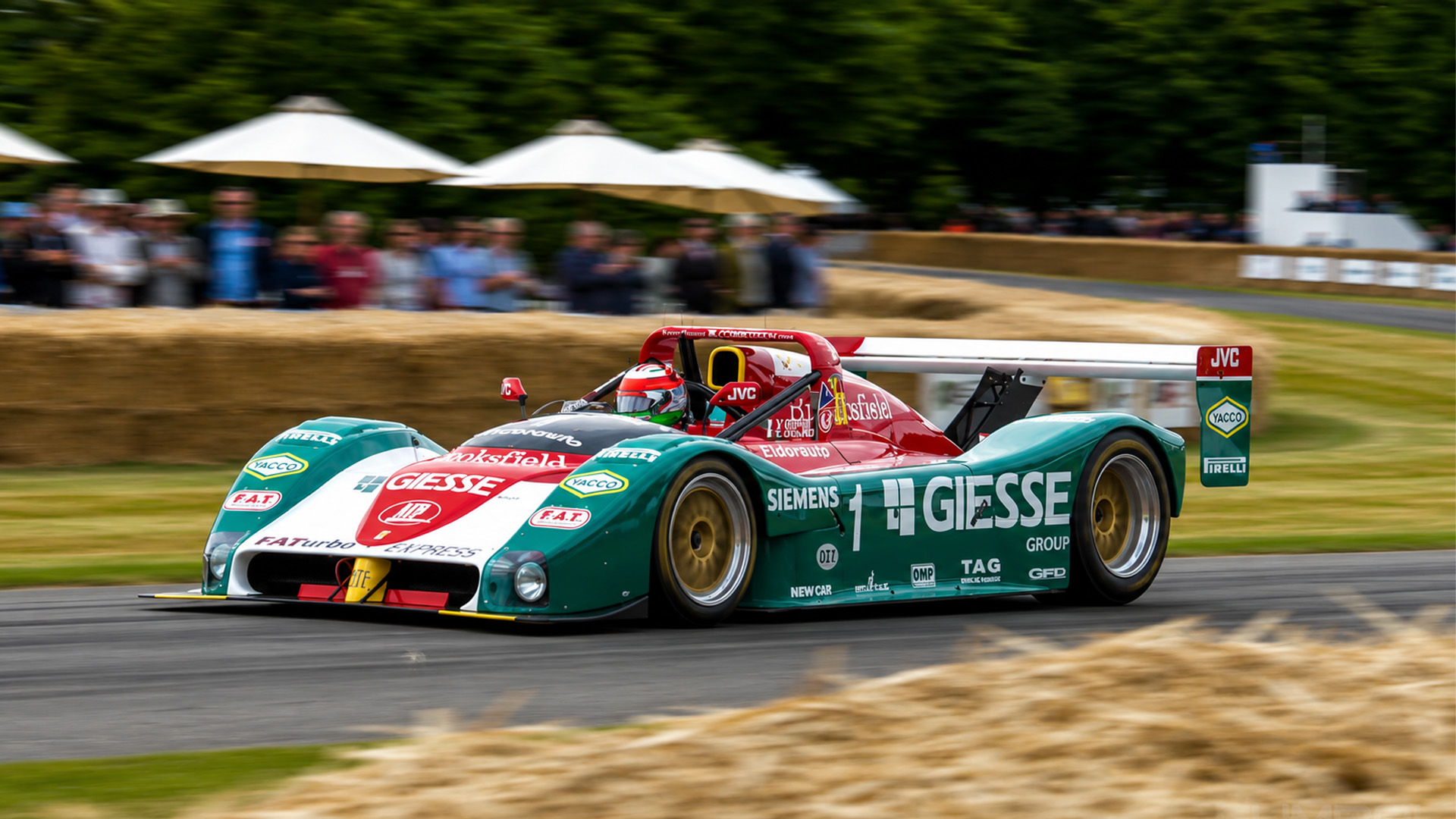 This Ferrari races up Goodwood Hill in spectacular style