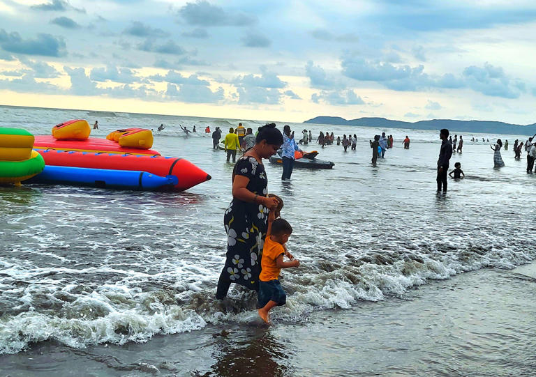 440 home guards for Konkan coast after Diveagar tragedy, call for beach ...
