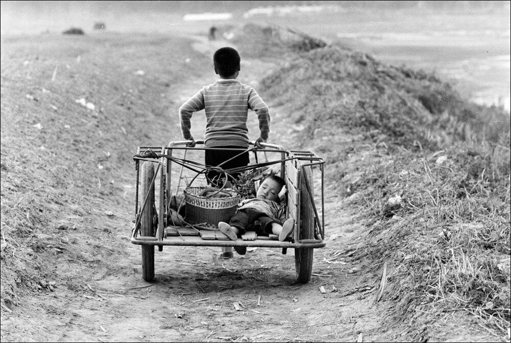 Seoul Ttukseom's 1960s–70s landscapes on display