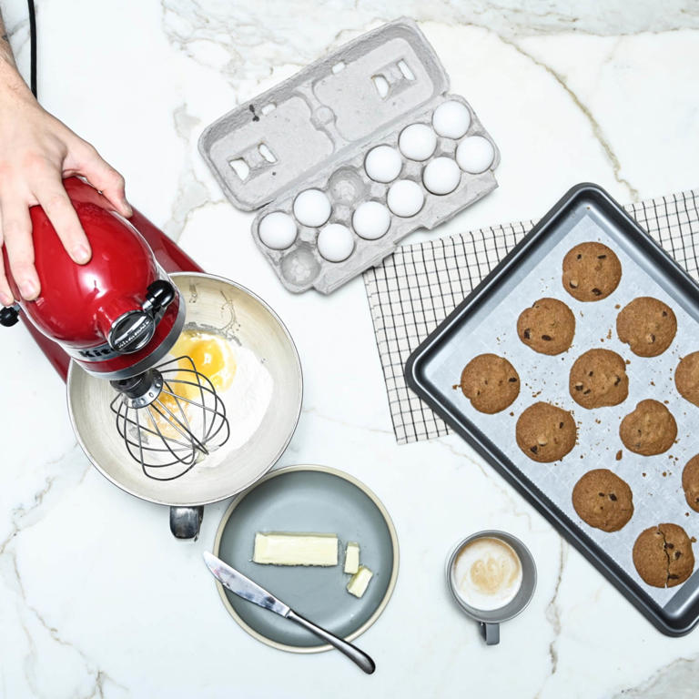 Everything tool you need to bake a perfect batch of cookies, according ...
