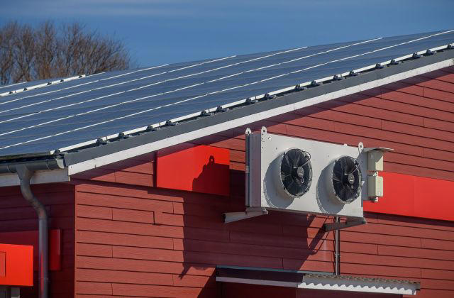 A New York resident wants a 24/7 off-grid solar cooler, but learns ...