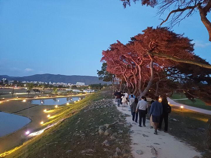National parks launch night view tours at three sites