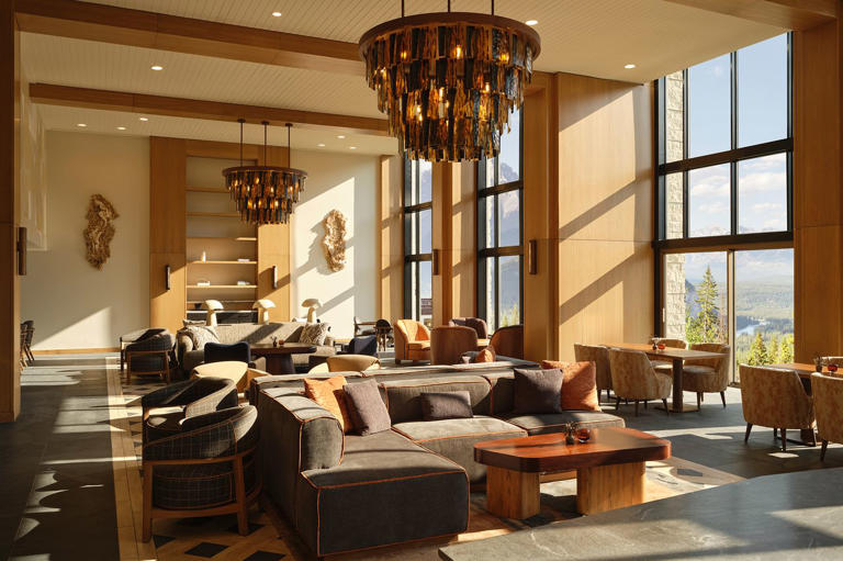 This newly transformed hotel in Canada’s most-visited national park has ...