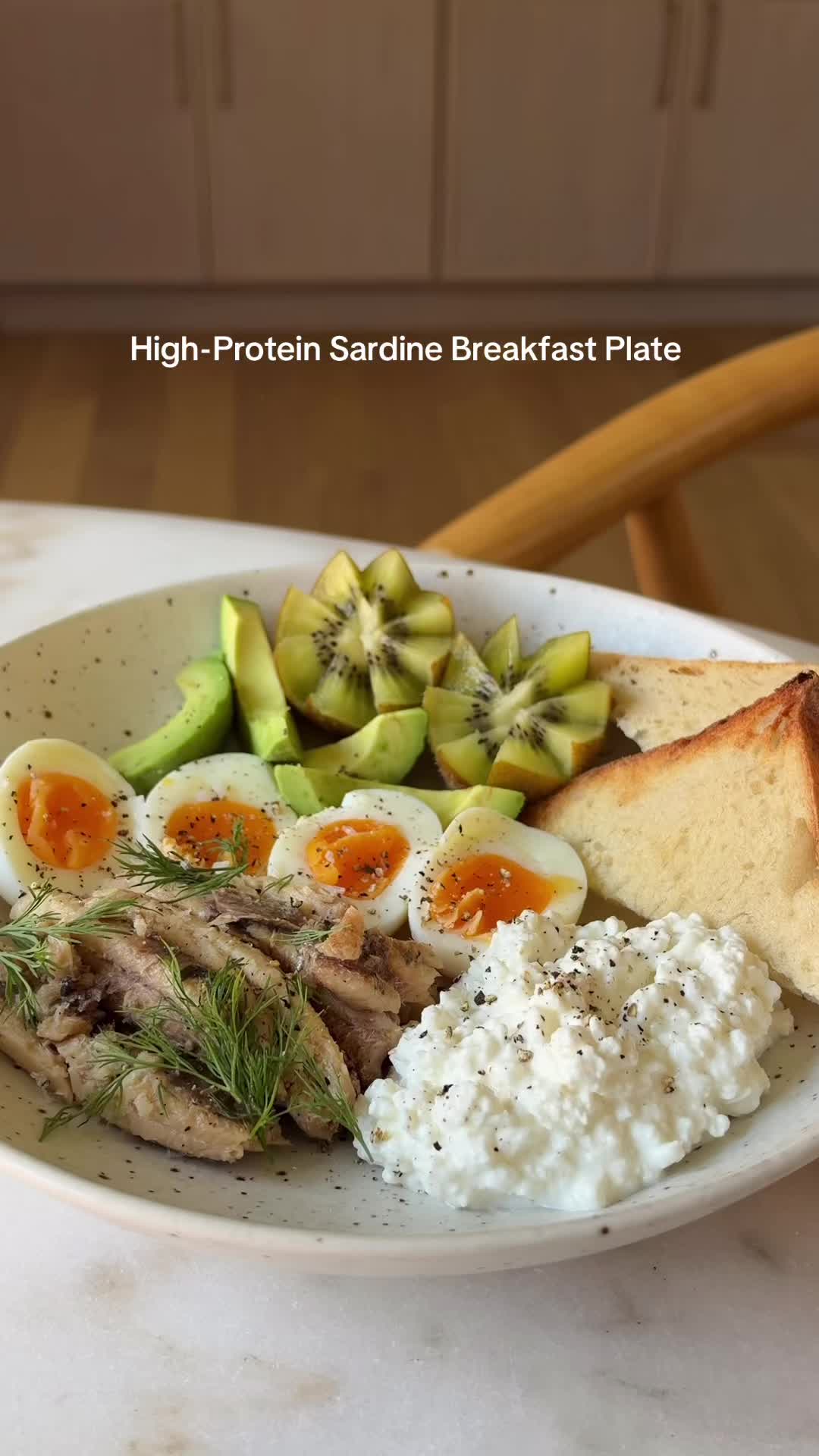 High-protein sardine breakfast plate 🐟🥑