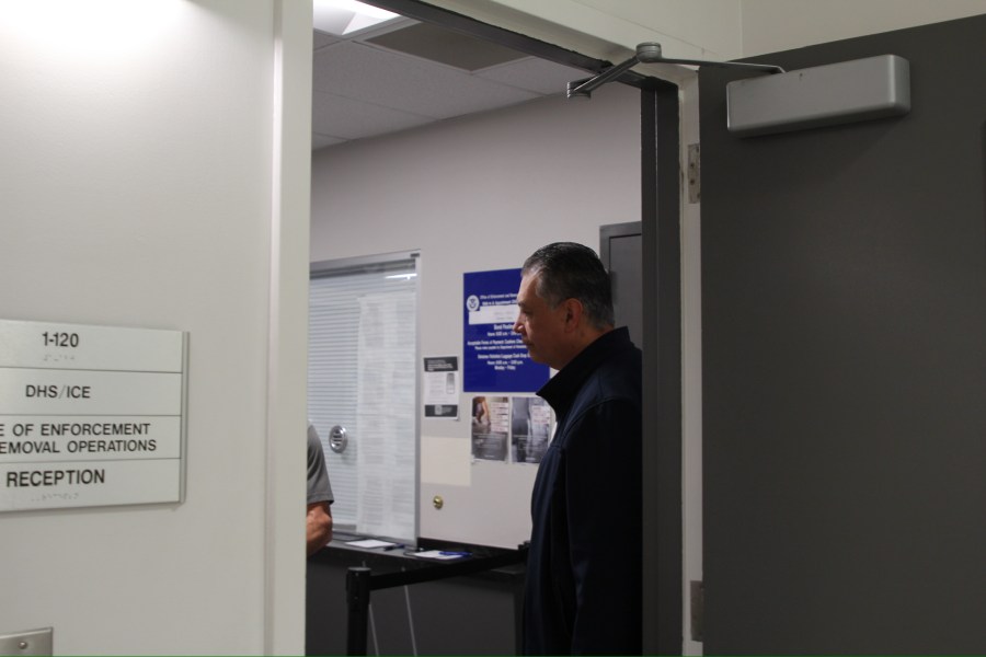 Sen. Padilla calls for investigation after visiting Sacramento ICE ...