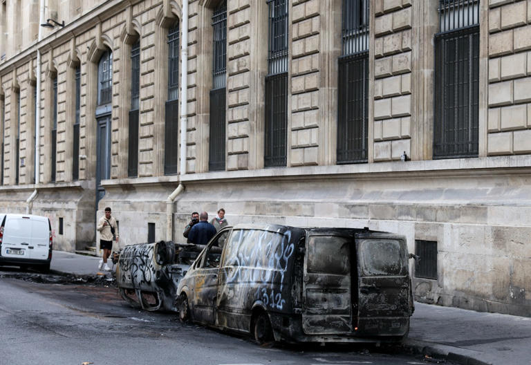 Eight charts that show the depth of France’s financial crunch
