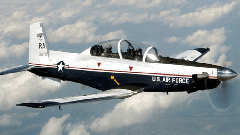 Pilots perform controlled ejection after hard landing near Seguin