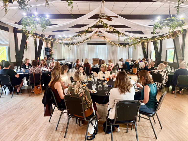 Women’s Giving Circle celebrates 10 years with $16,000 in grants at ...