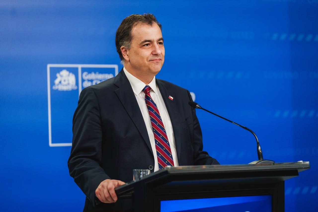 El frenético control de daños de La Moneda para contener la crisis por ...