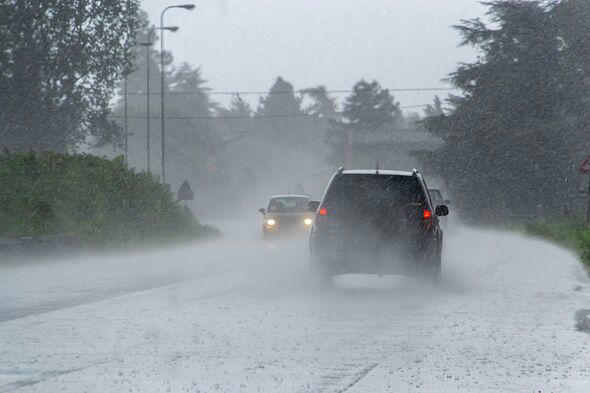 UK maps show exact time second storm will unleash torrential rain and ...