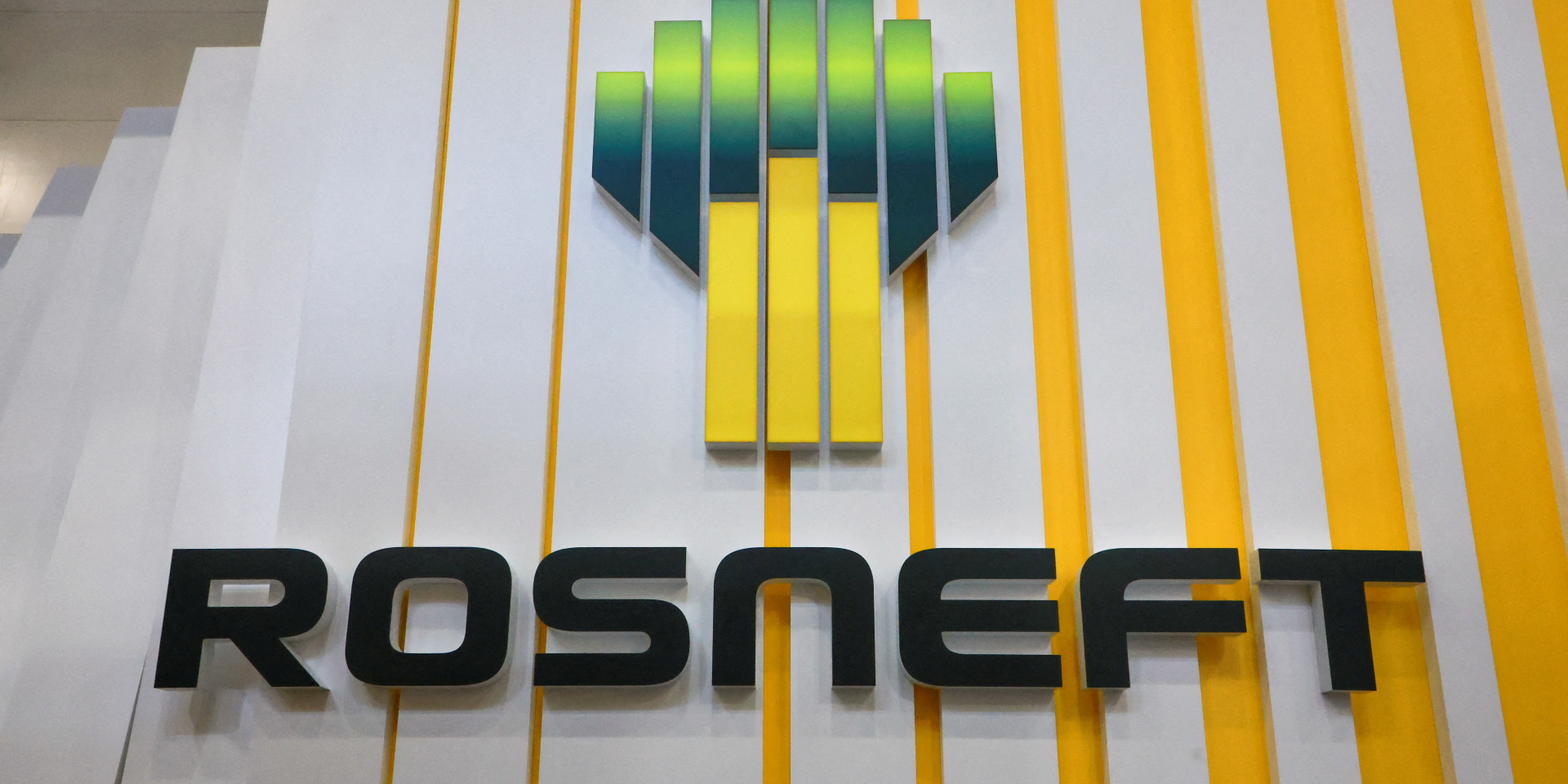 Rosneft deliberately delays refinery repairs as costs mount