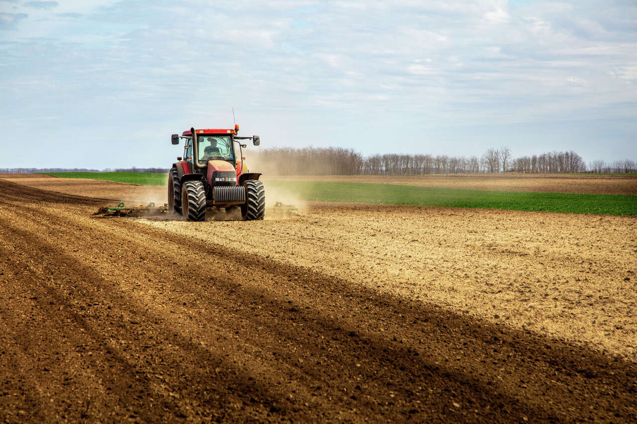 Michigan bill would create tax credit for farmers who sell or rent assets