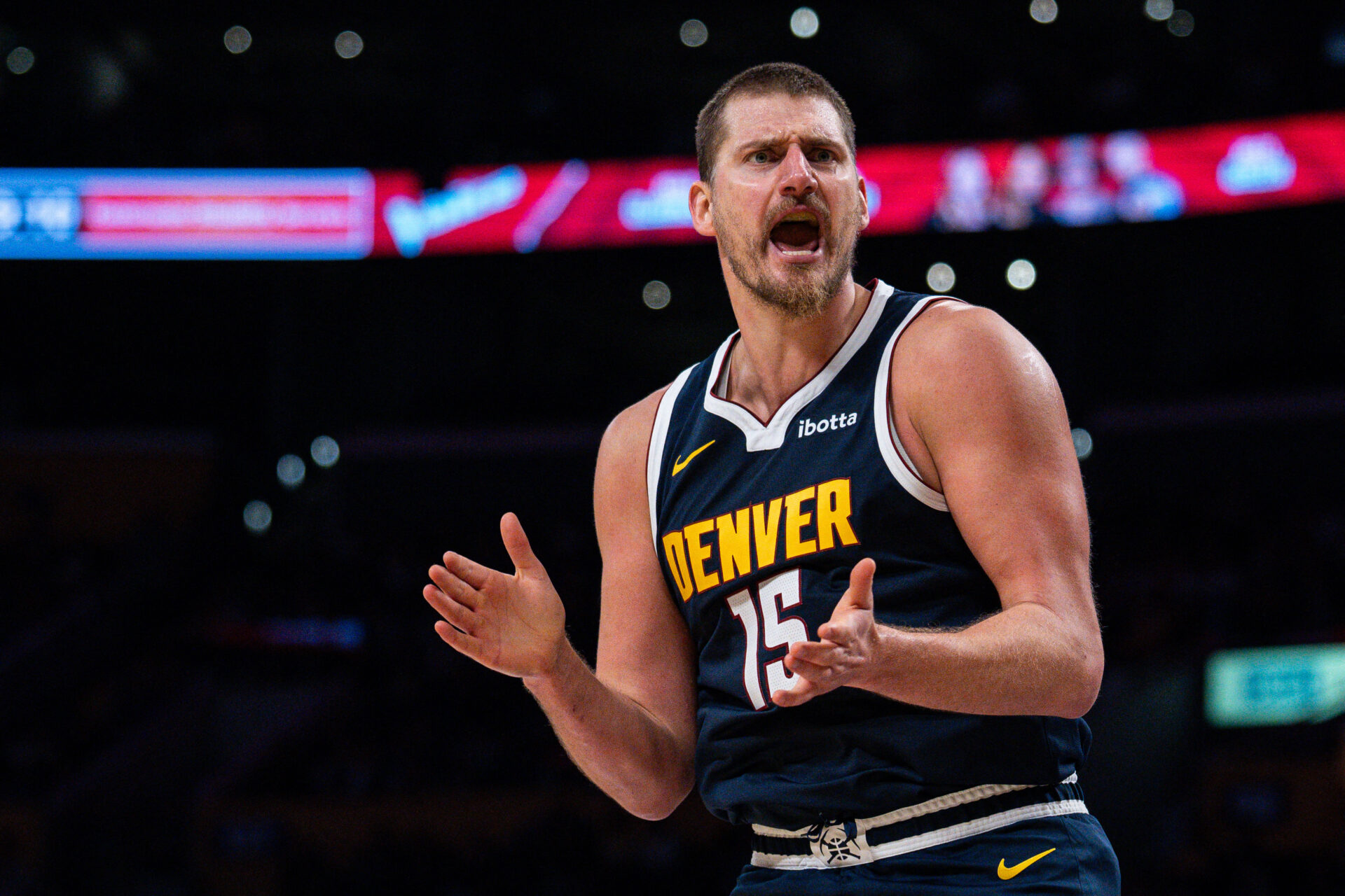 Nikola Jokic chasing NBA history in Nuggets season opener