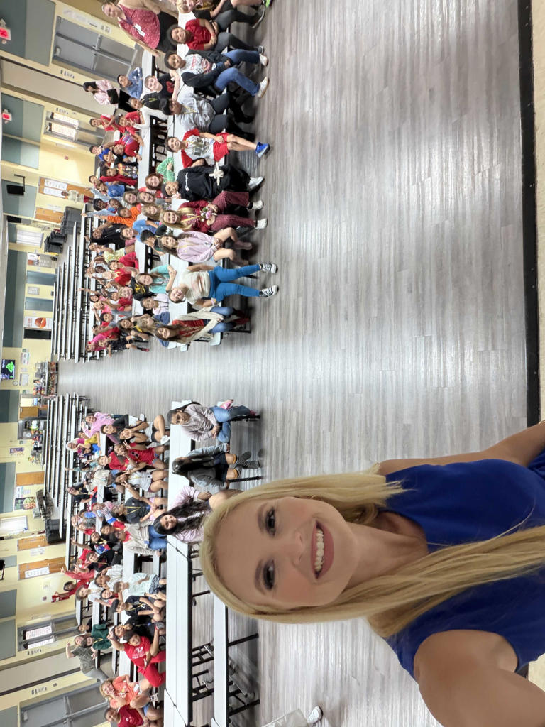 Meteorologist Nikki Sheaks takes weather class to Stuart
