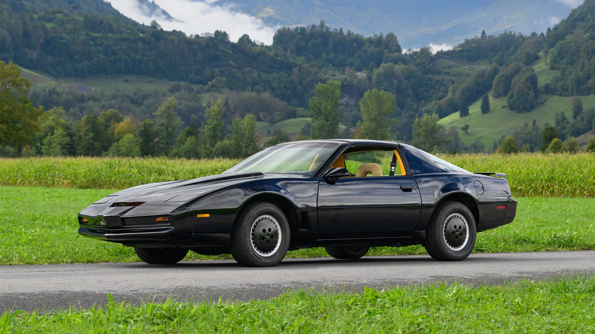 Hasselhoff's Knight Rider tour car asks collectors a harder question ...