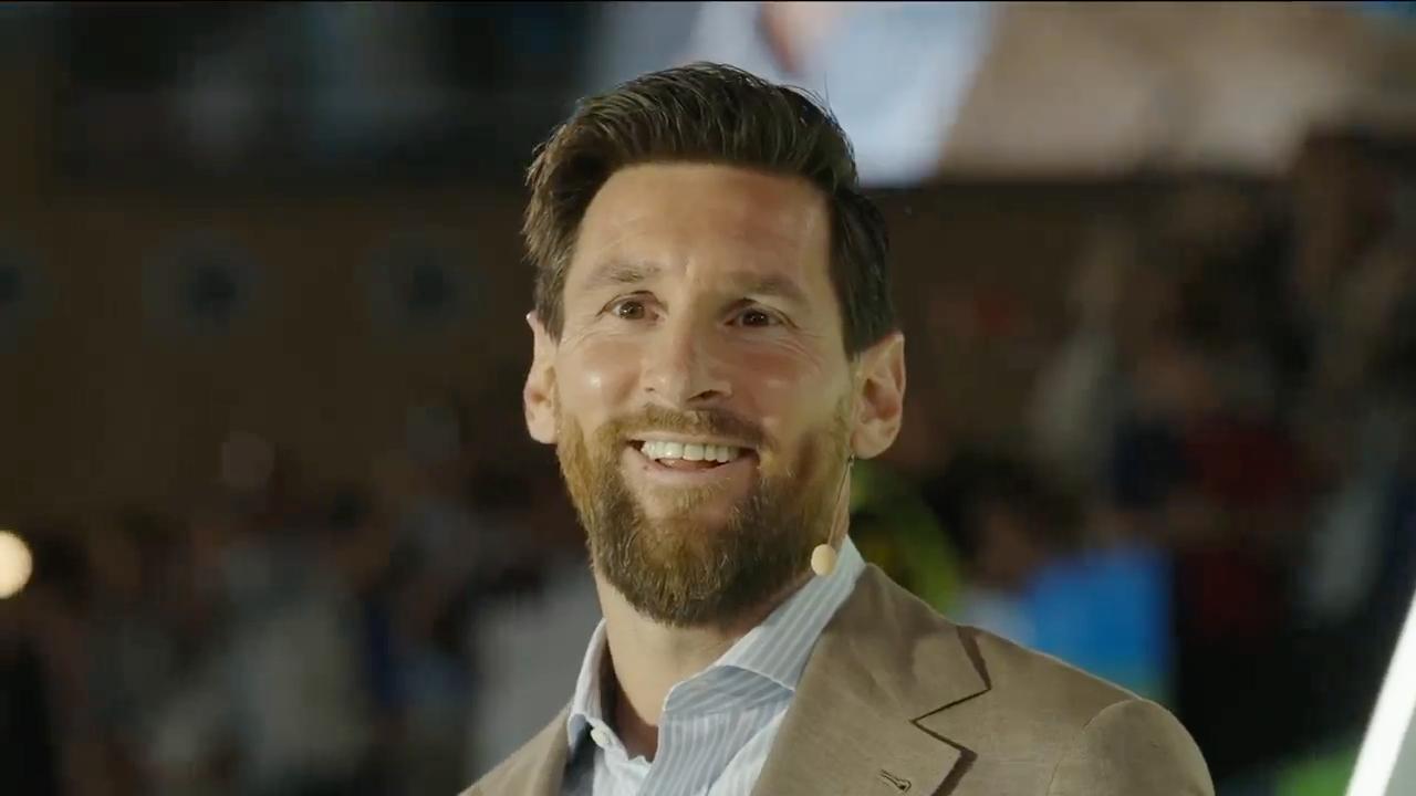 'I was shy' - Lionel Messi meets students in Oviedo