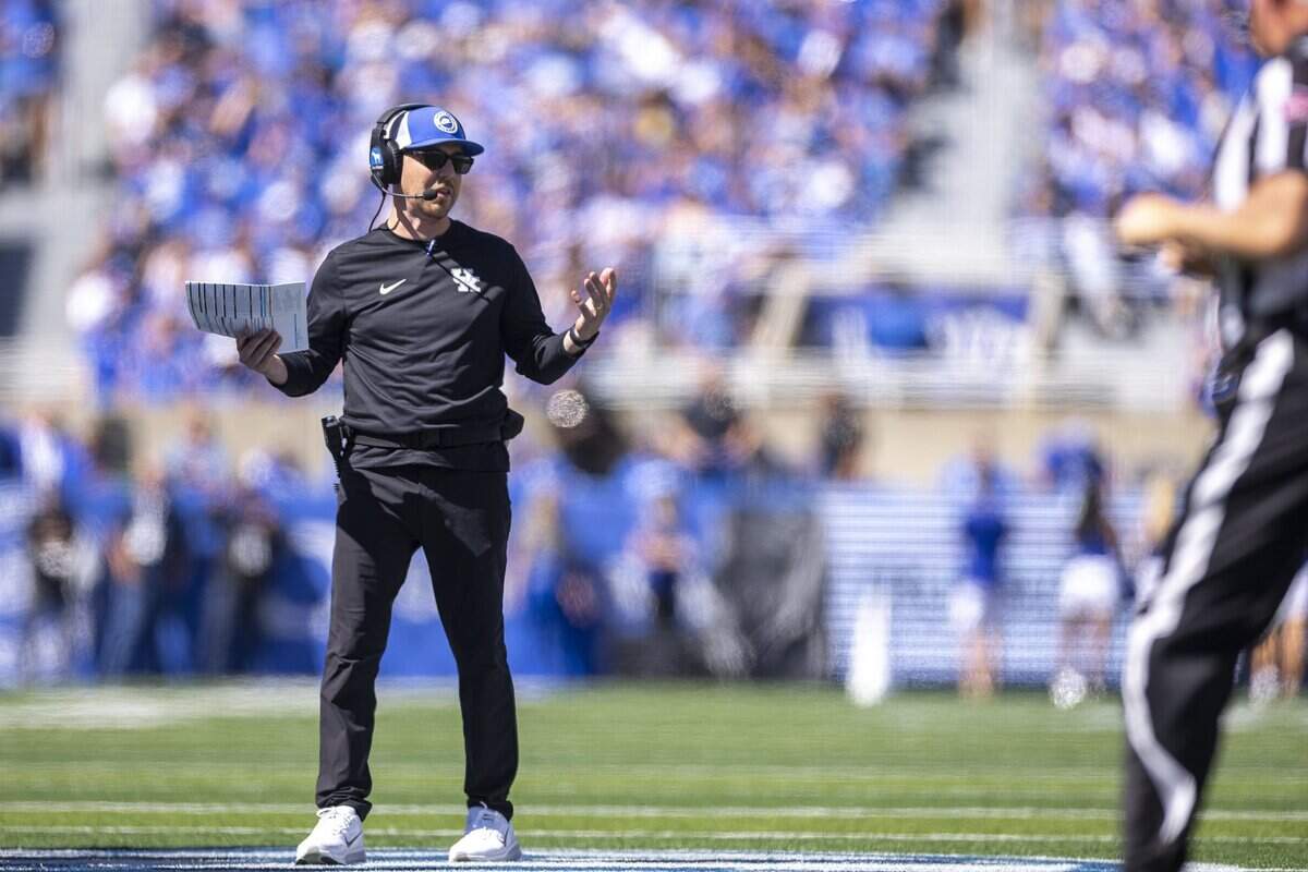 Kentucky faces Vanderbilt at Kroger Field Saturday. Info on parking ...