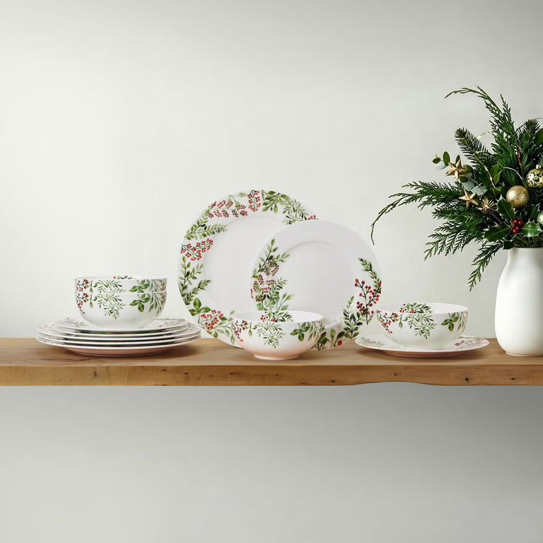 Costco’s new 12-piece holiday dinnerware set is perfect for festive ...