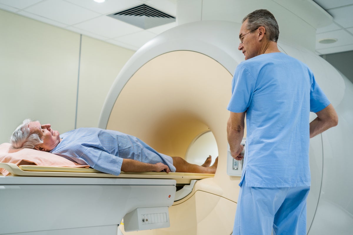 AI to give doctors 'second pair of eyes' on prostate cancer MRI scans