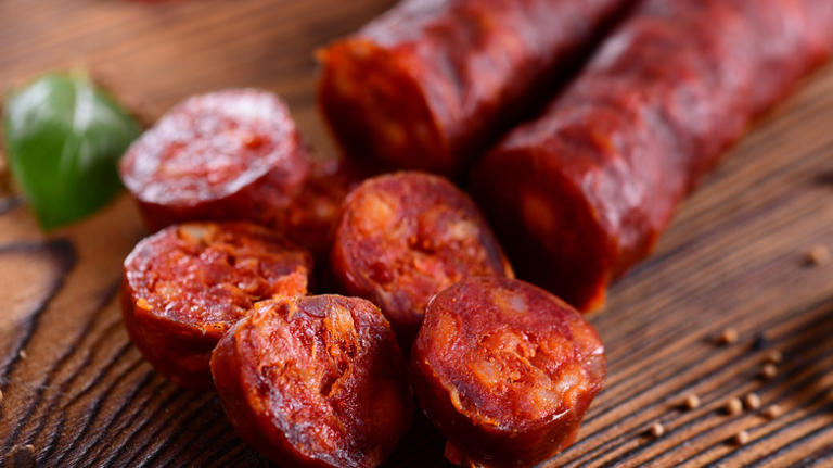 8 meaty additions that turn grilled cheese sandwiches into a hearty meal