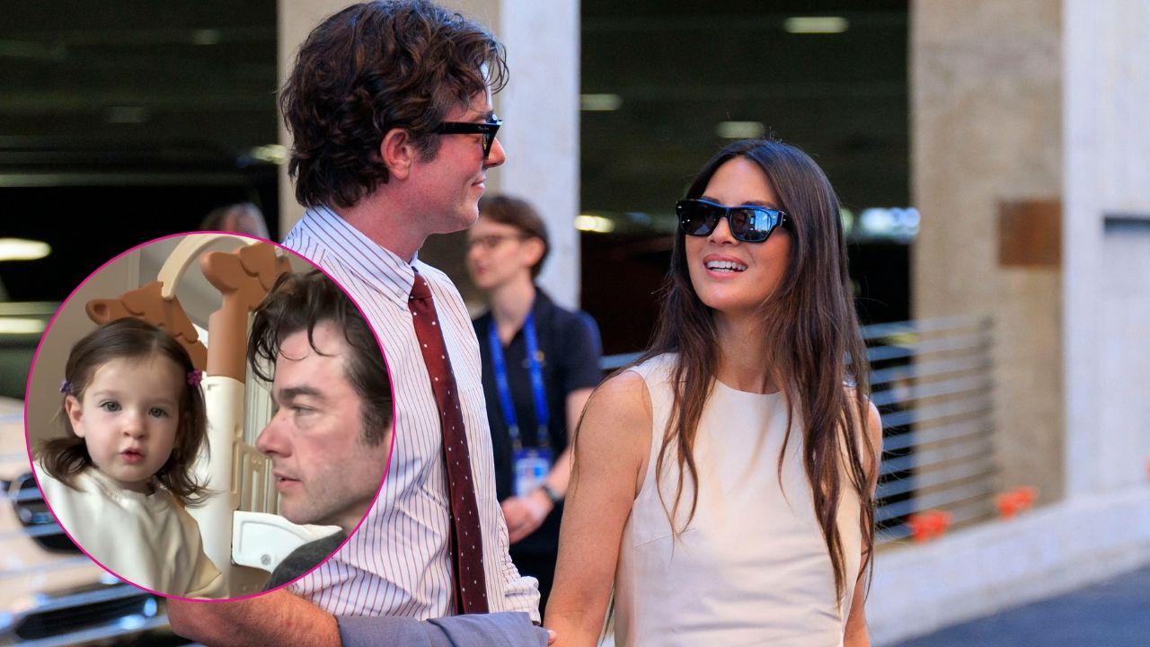 John Mulaney and Olivia Munn's daughter puts makeup on the comedian in ...