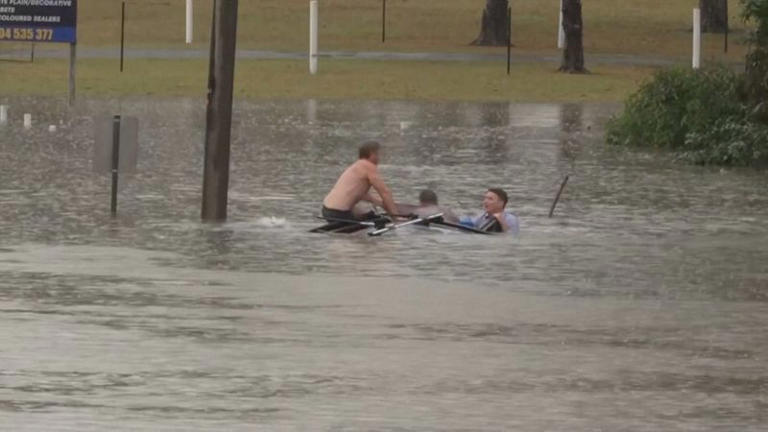 Australian TV reporter recalls 'terrifying' rescue of man from sinking car